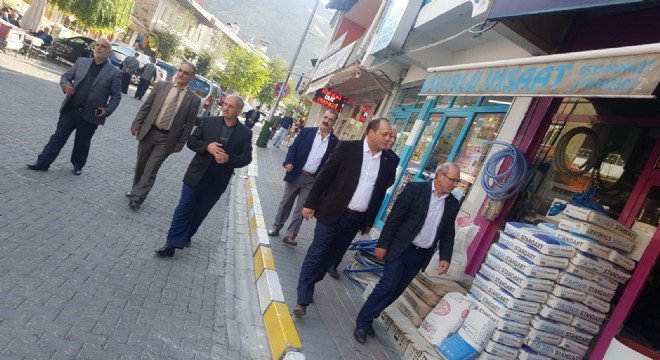 Karataş esnafla bir araya geldi 